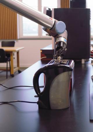 Cobot testing domestic appliances